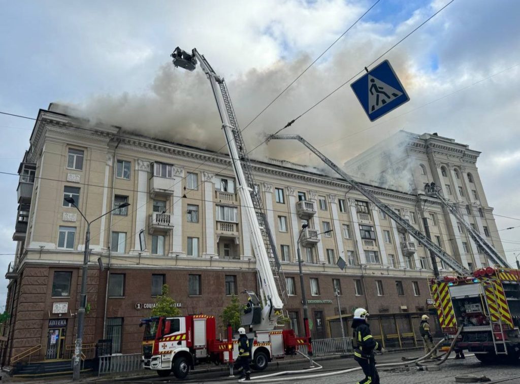Дніпро під ракетним обстрілом1