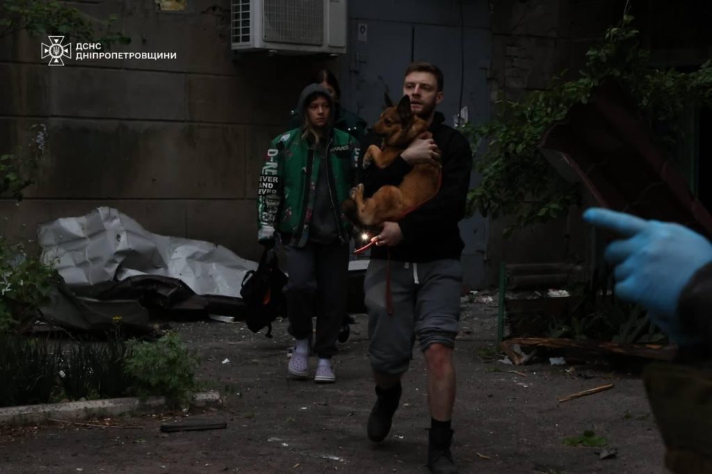 Дніпро під ракетним обстрілом3