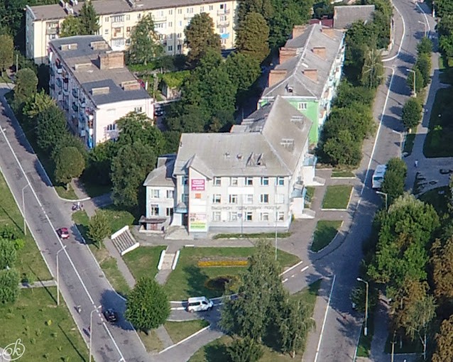 Будинок побуту у Здолбунові.