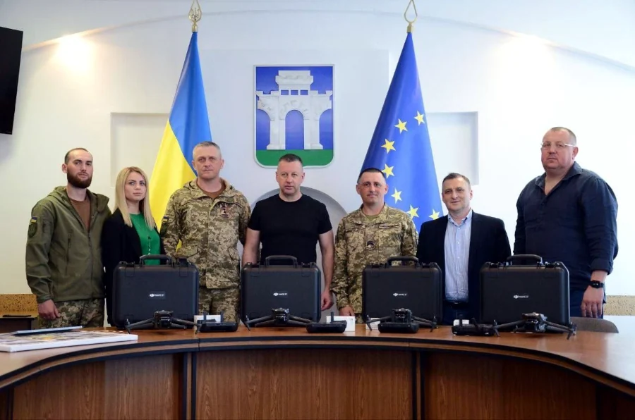 Передача дронів.