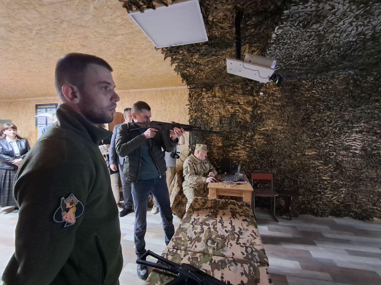 В мультимедійному тирі Бугринського ліцею.