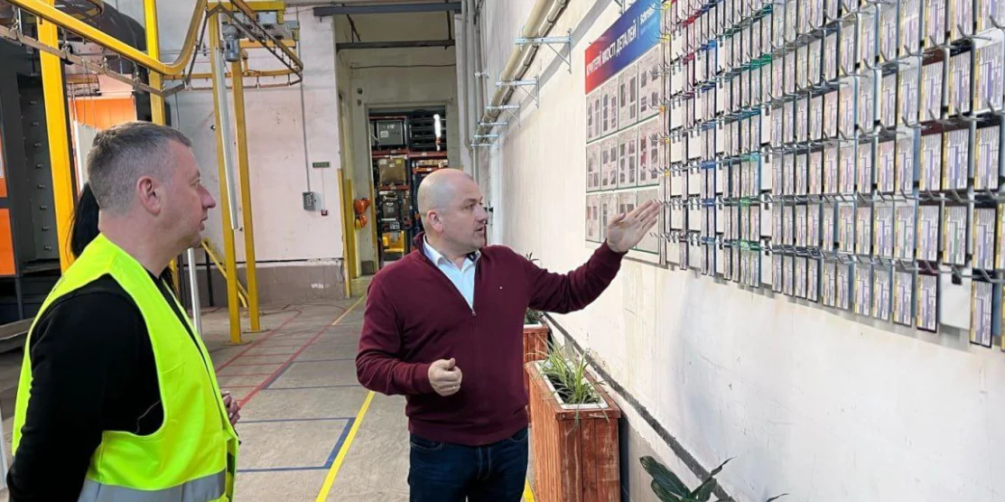 На виробництві "Шредер".
