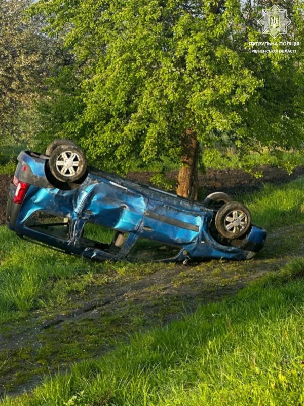 Авто на даху.