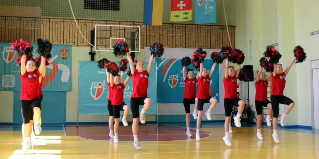 Змагання з чирлідингу.
