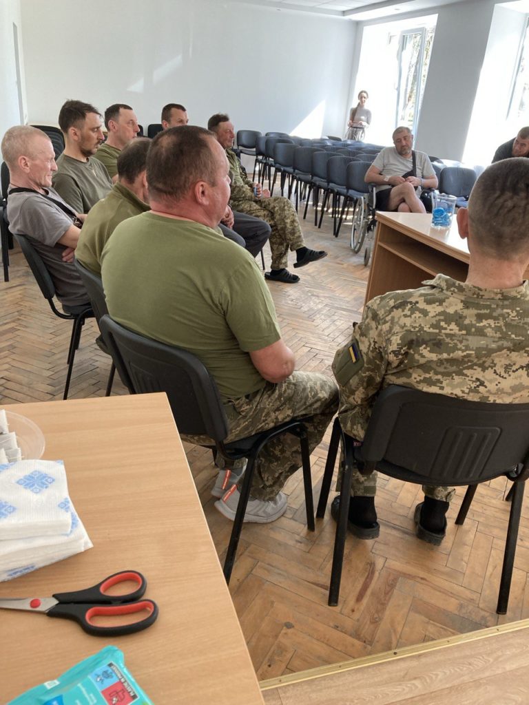 Розумні ігри допомагають військовим на Рівненщині відволіктися від війни - фото 3