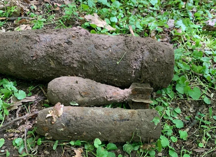 Боєприпаси.