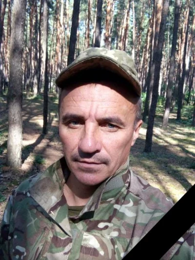 На Рівненщині зустріли на щиті та провели в останню дорогу трьох загиблих захисників - фото 1