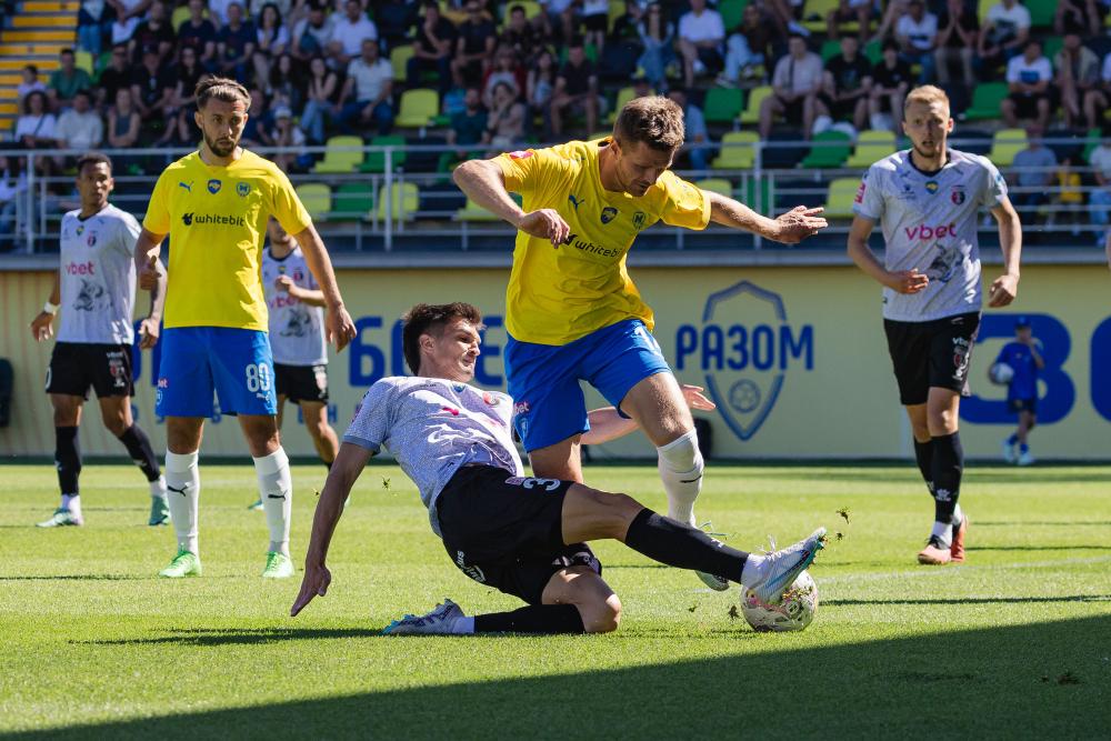 Рівненський “Верес” переміг харків’ян і продовжує боротьбу у перехідних матчах