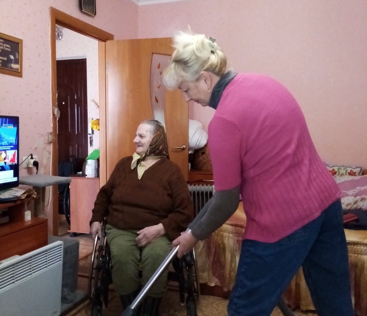 Янголи-охоронці чи універсальні бійці працюють в соціальній службі Рівного