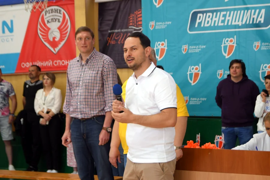 Шкільні ліги: на Рівненщині визначили кращу команду з чирлідингу (ФОТО) - фото 1