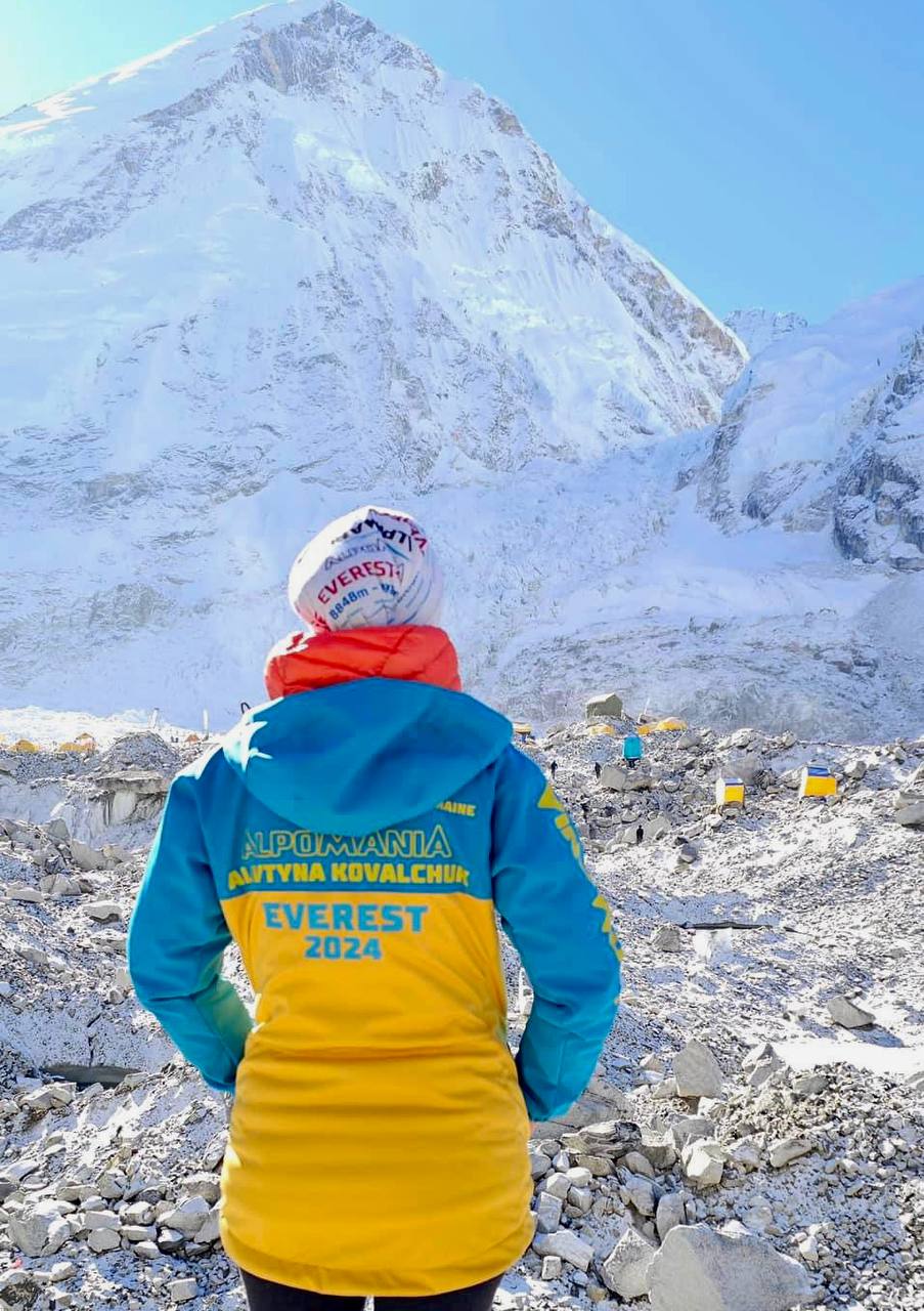 Еверест підкорила українська ексдепутатка