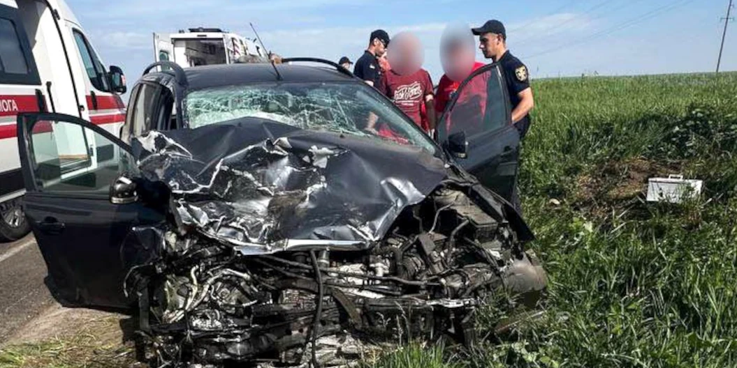 Лобове зіткнення двох авто в Рівненському районі. Четверо постраждалих