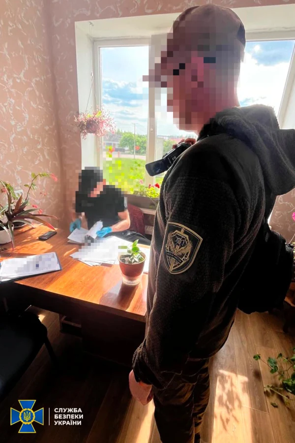 Працівника правоохоронного органу Рівненської області викрито на організації схеми ухилення від мобілізації - фото 1