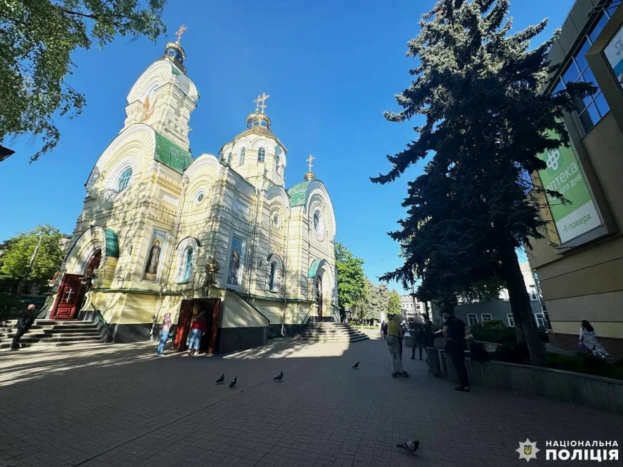 Чоловік у Рівному погрожував священнику револьвером - фото 1