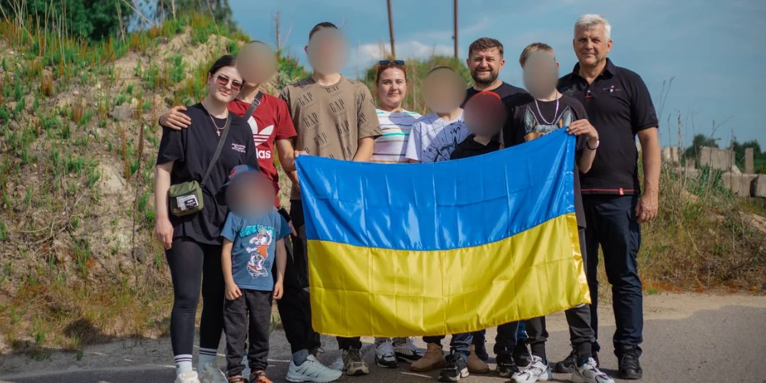 Ще 13 дітей вдалось повернути до України
