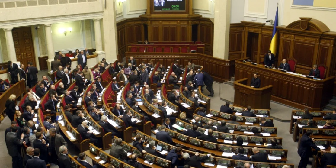 Сукупний дохід народних депутатів склав понад 7 млрд гривень