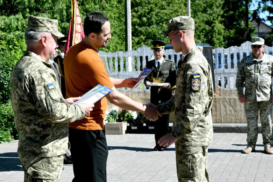 63 випускники випустив цього року Острозький військовий ліцей - фото 1