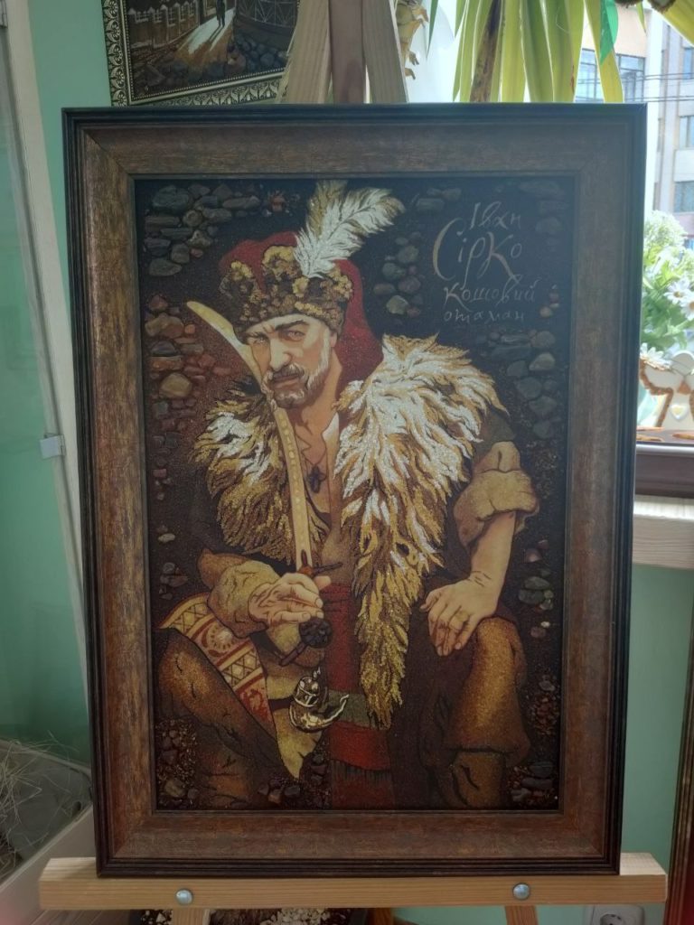 Єдиний в Україні Музей бурштину знаходиться у Рівному - фото 5