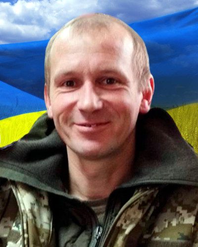 Рівненщина попрощалася зі шістьма Героями - фото 5 Рівненщина попрощалася зі шістьма Героями - фото 5