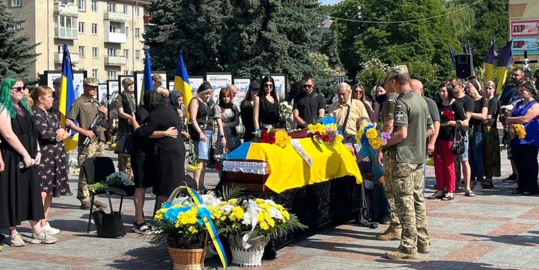 У Рівному провели у Засвіти полеглого Захисника