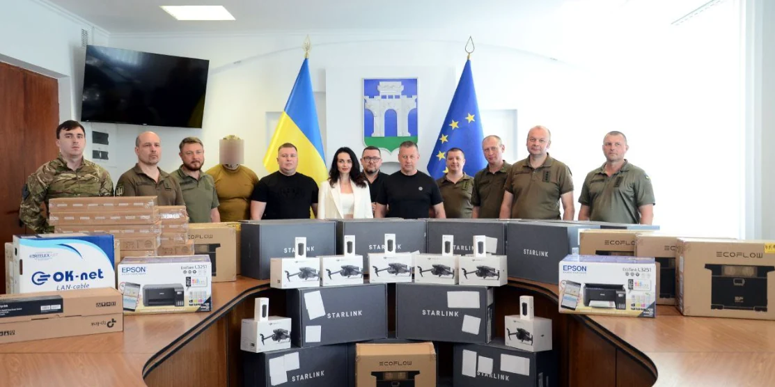 Дрони, Старлінки і зарядні станції отримали підрозділи ЗСУ від Рівного
