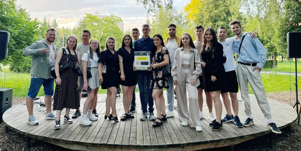 220 263 грн на дрони для штурмовиків 3-ої бригади зібрала молодь Рівного