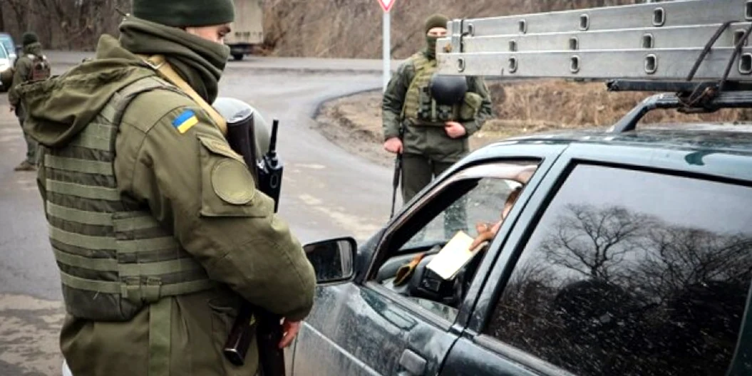 Перевіряти у водіїв документи і проникати до житла дозволять військовій поліції