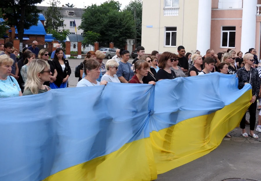 У Здолбунівській громаді провели в останню дорогу загиблого Героя - фото 3
