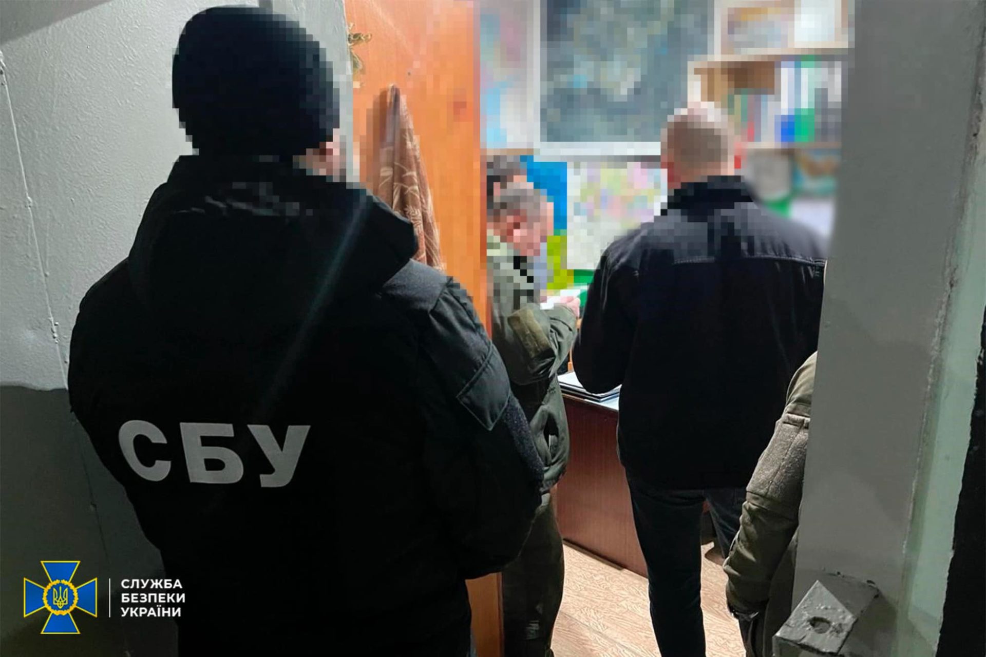 Передавав ворогу розвіддані правоохоронець на Рівненщині