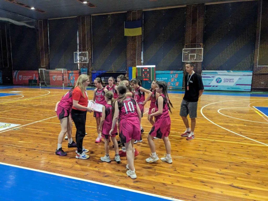 Дві команди з Рівненщини дійшли до фіналу у Всеукраїнських шкільних лігах - фото 3