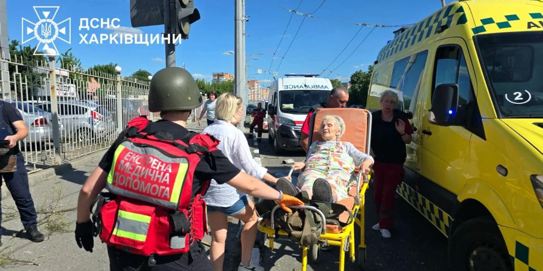 російські терористи знову вдарили по Харкову керованими авіабомбами