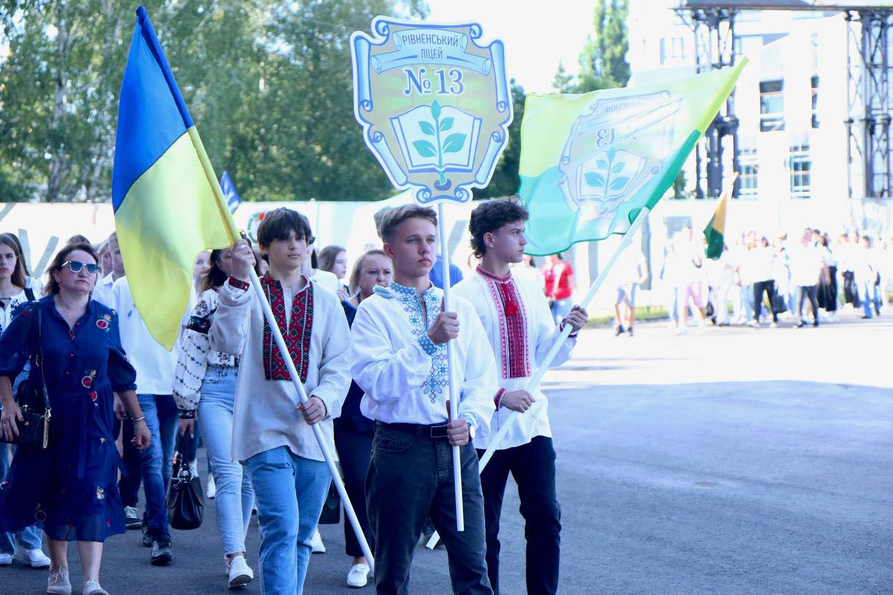 Перший випускний за останні два роки