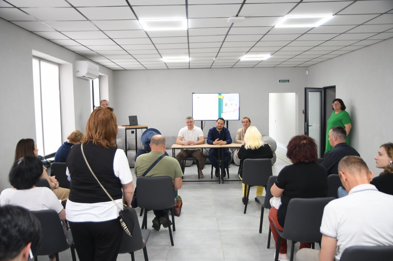 Очільник Рівненщини зустрівся з журналістами з Харківщини