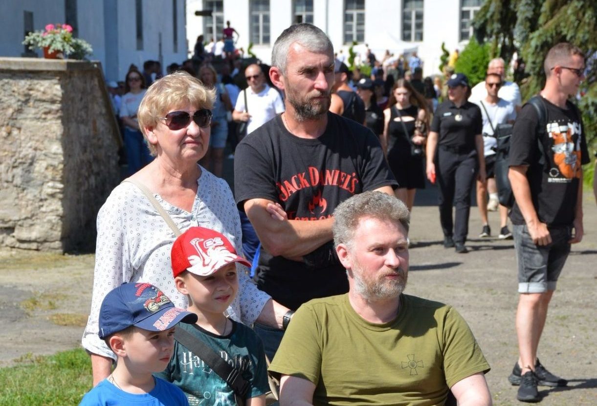 Повернувшись з війни, адаптуються до цивільного життя