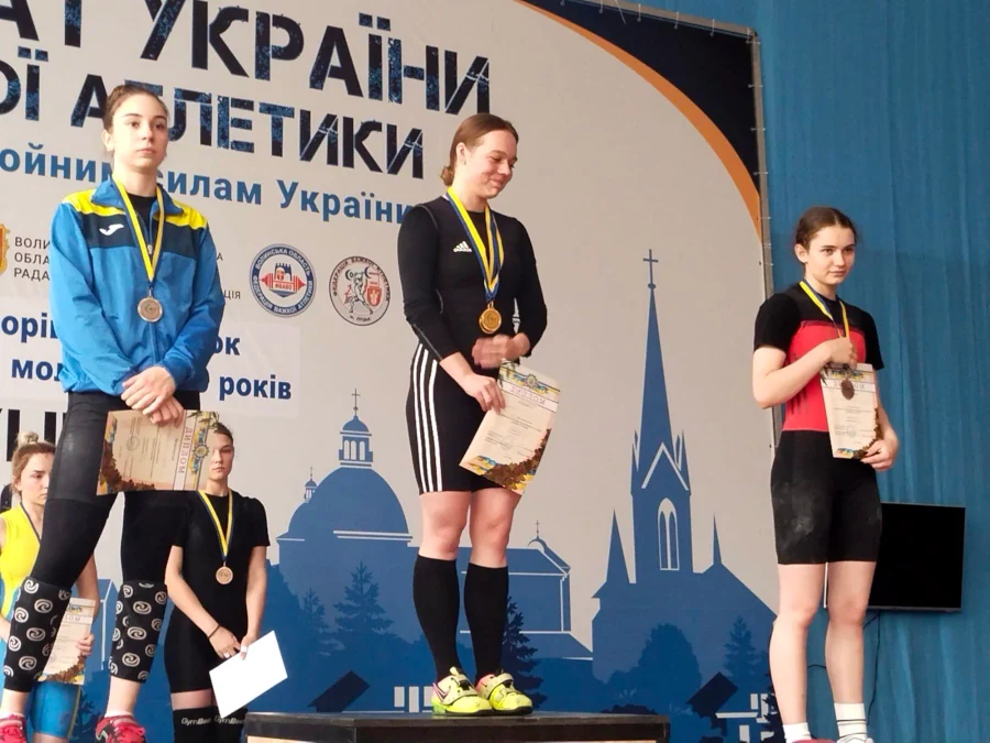Чемпіонкою України з важкої атлетики стала спортсменка з Рівненщини - фото 1