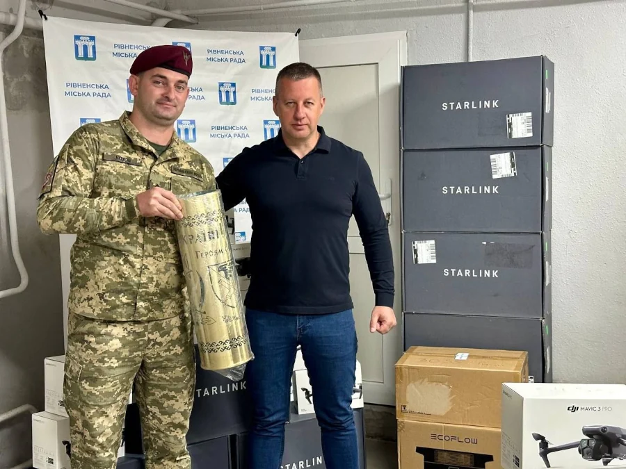 Рівне передало масштабну партію допомоги на фронт - фото 1