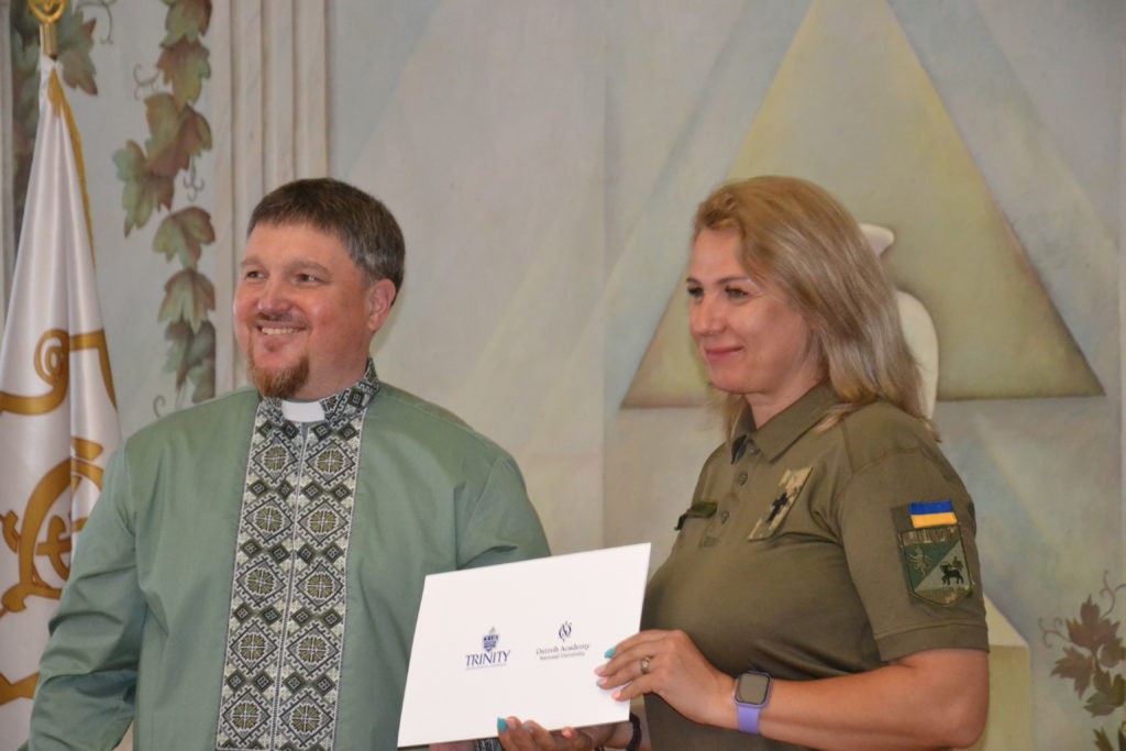Острозька академія підготувала військових капеланів за новою програмою - фото 1