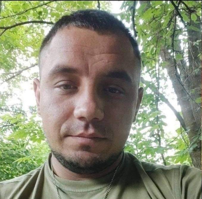 Громада на Рівненщині прощалась з земляком