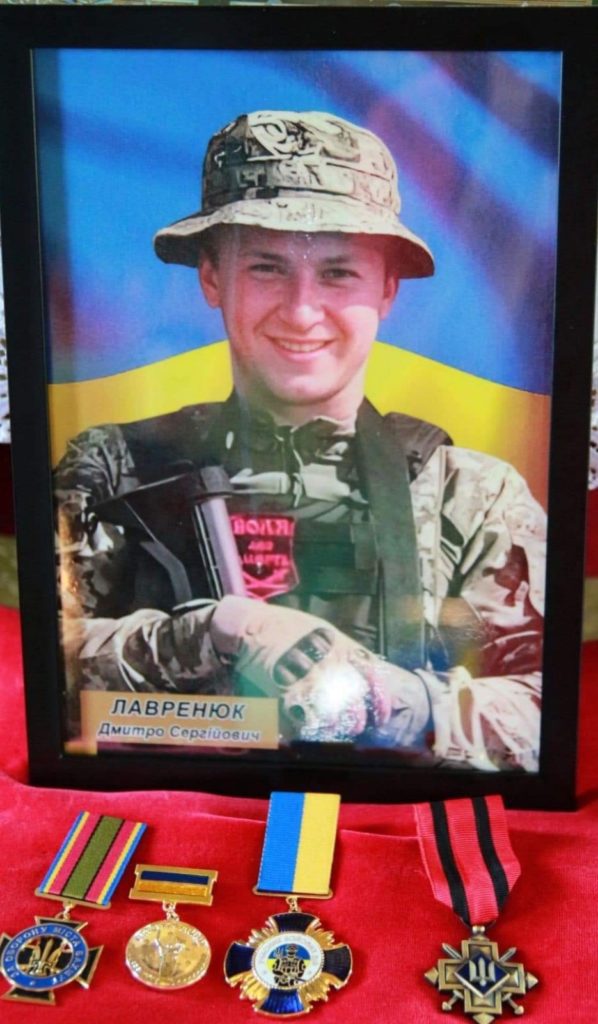 В останню земну дорогу провели земляків на Рівненщині - фото 1