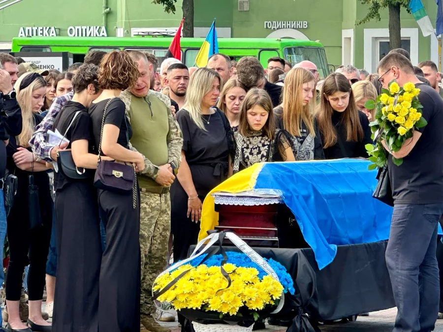 У Рівному попрощались із Захисником Андрієм Дятликом - фото 1