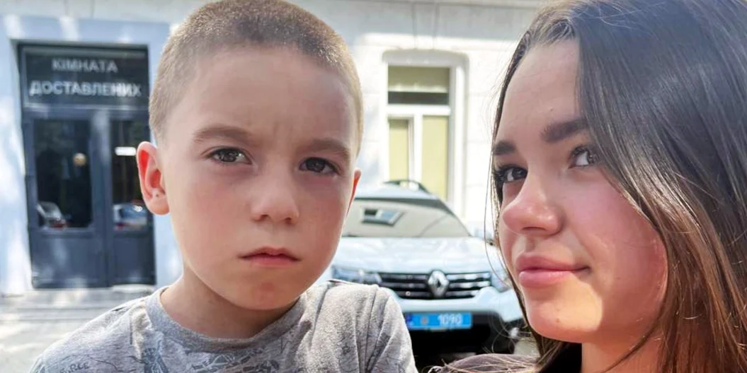 Родичів хлопчика, який загубився, розшукують поліцейські Рівненщини