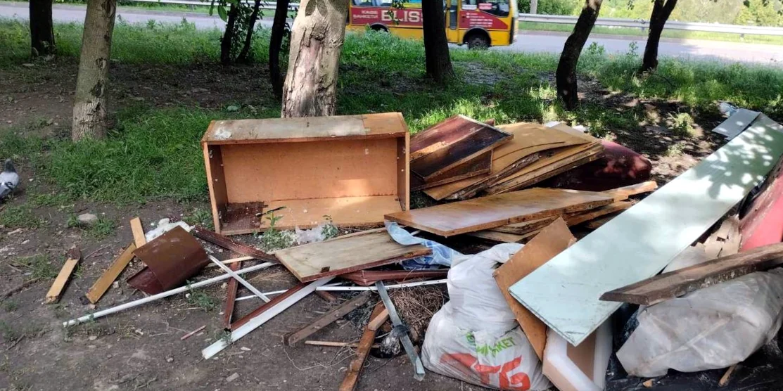 16 стихійних сміттєзвалищ розчистили у Рівному
