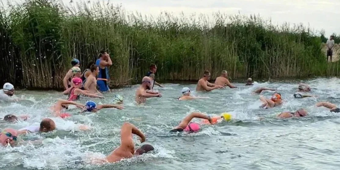 Бігали, плавали і їздили, а гроші віддають для ЗСУ