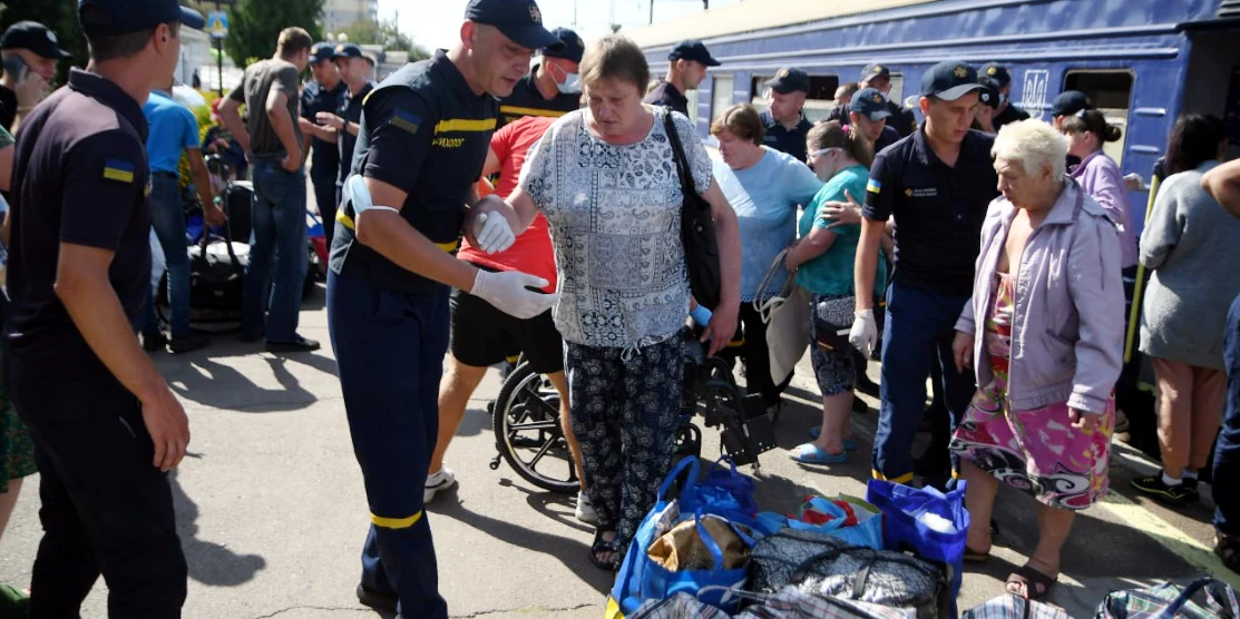 13-й евакуаційний поїзд з Донеччини прибув на Рівненщину