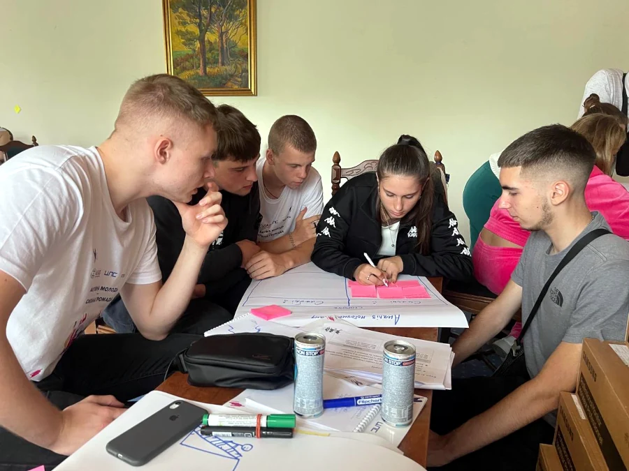 Молодіжна рада з Костопільщини взяла участь у літньому таборі Youth Council Jamboree - фото 1
