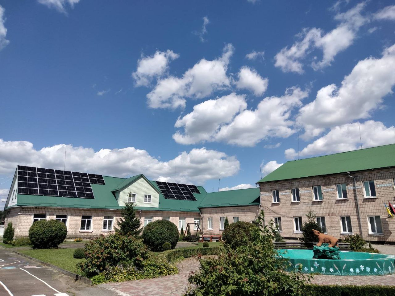 Сонячну станцію встановили благодійники в Клеванській спецшколі Сонячну станцію встановили благодійники в Клеванській спецшколі