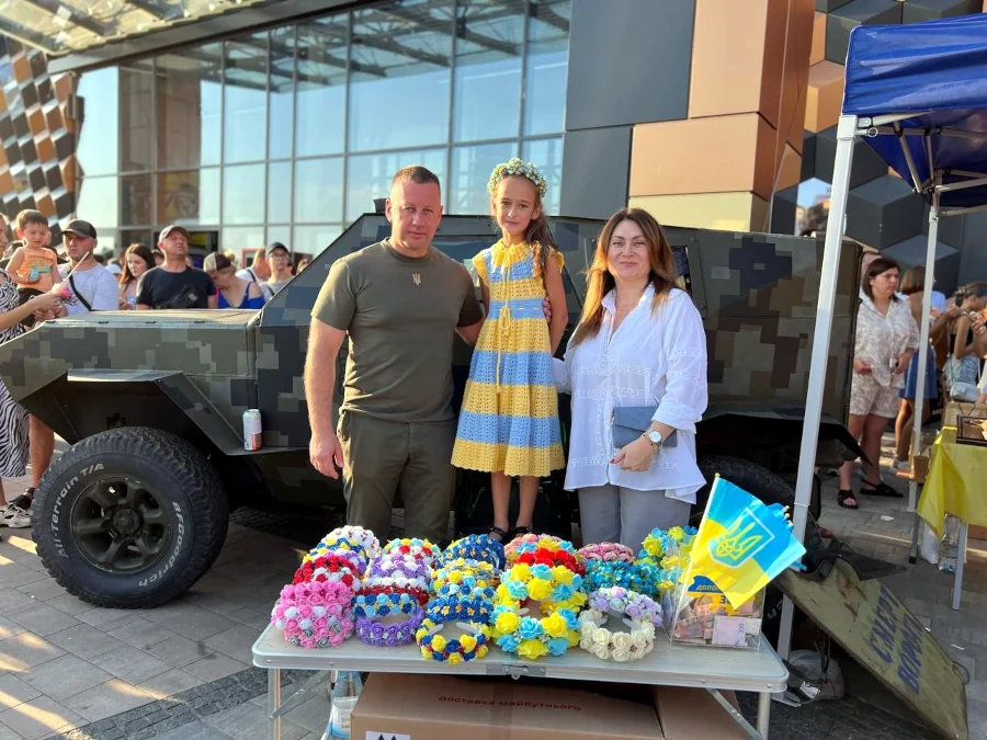 У Рівному на підтримку полку «Азов» зібрали понад 300 тис. грн - фото 2