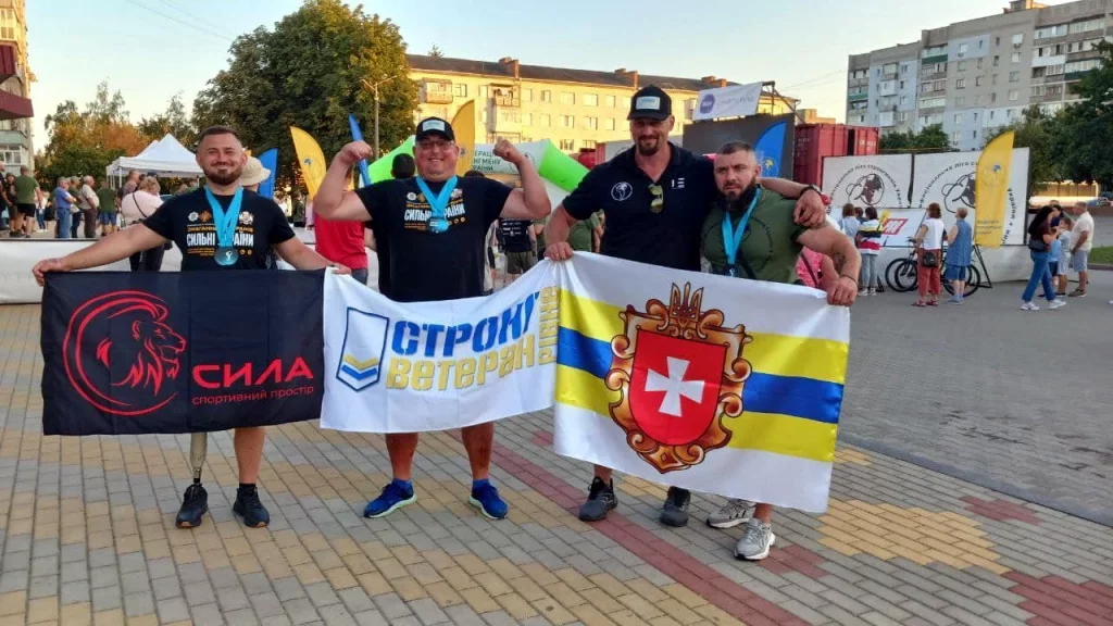 Нагороди привезли ветерани з Рівненщини - фото 2