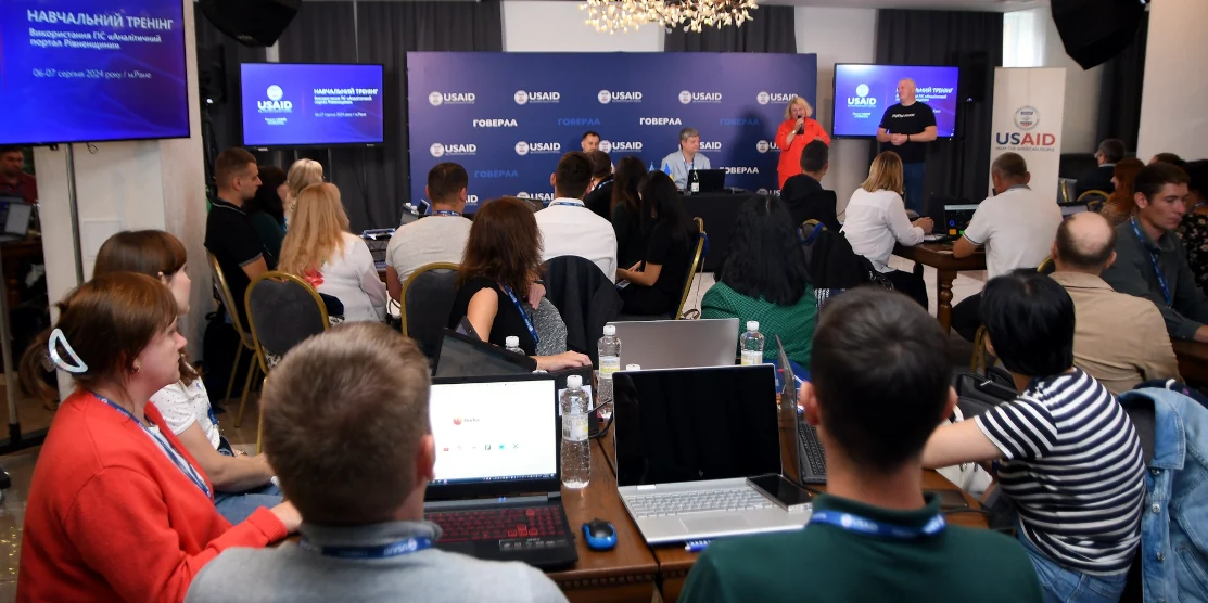 Оцифровувати статистичні дані навчають представників громад Рівненщини