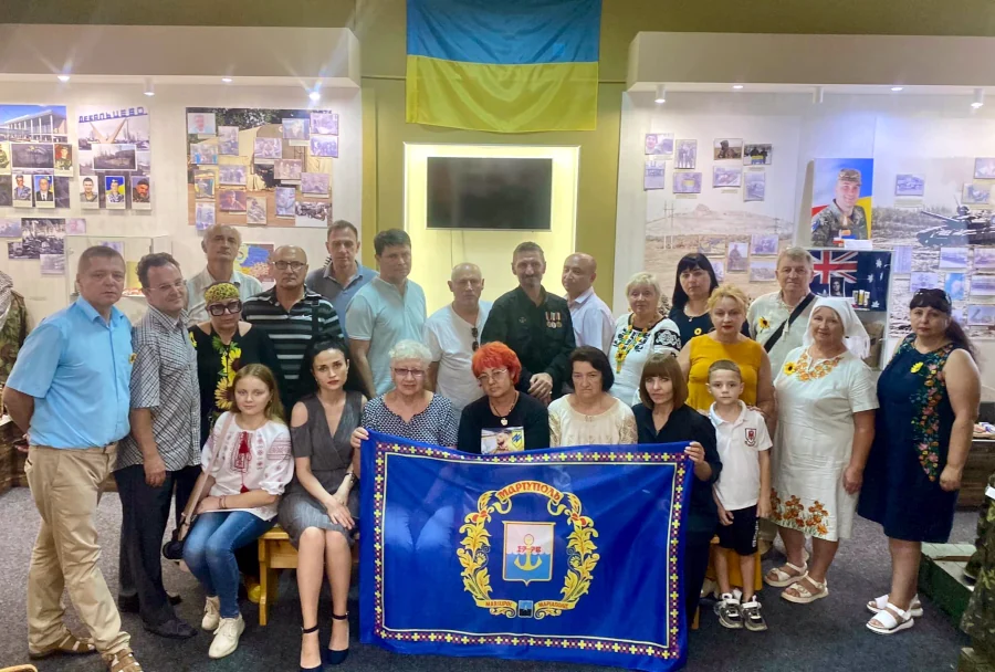 Пам'ять Захисників вшанували у Рівненському краєзнавчому музеї - фото 3